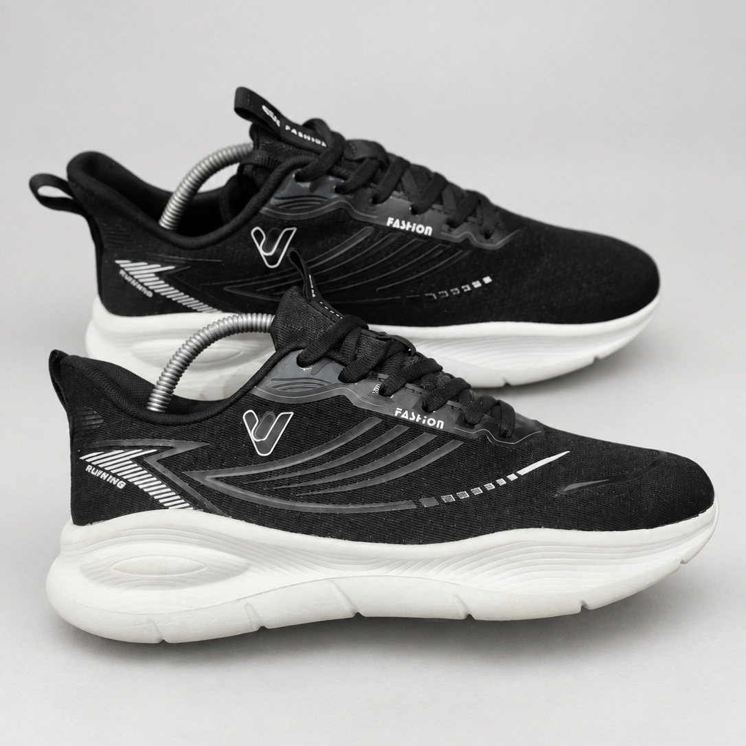 Monochrome Flex Black Running Shoes image 1