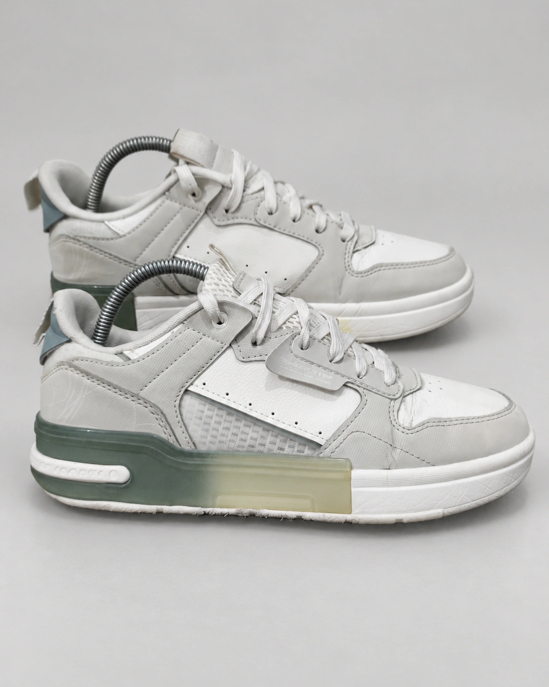 White & Grey Gradient-Panel Low-Top Sneakers